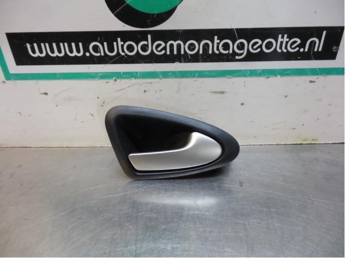 Poignée portière 4portes arrière droite d'un Seat Ibiza (, -, Utilisé, -, Seat
