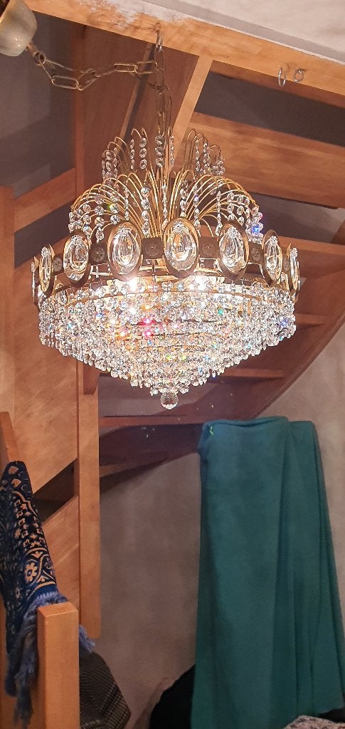 kristallen en antieke luster, Ophalen