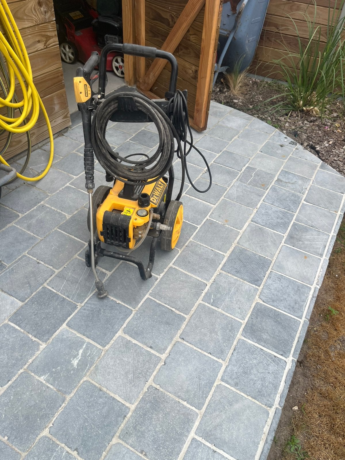 Dewalt hogedrukreiniger, Tuin en Terras, Ophalen, Zo goed als nieuw