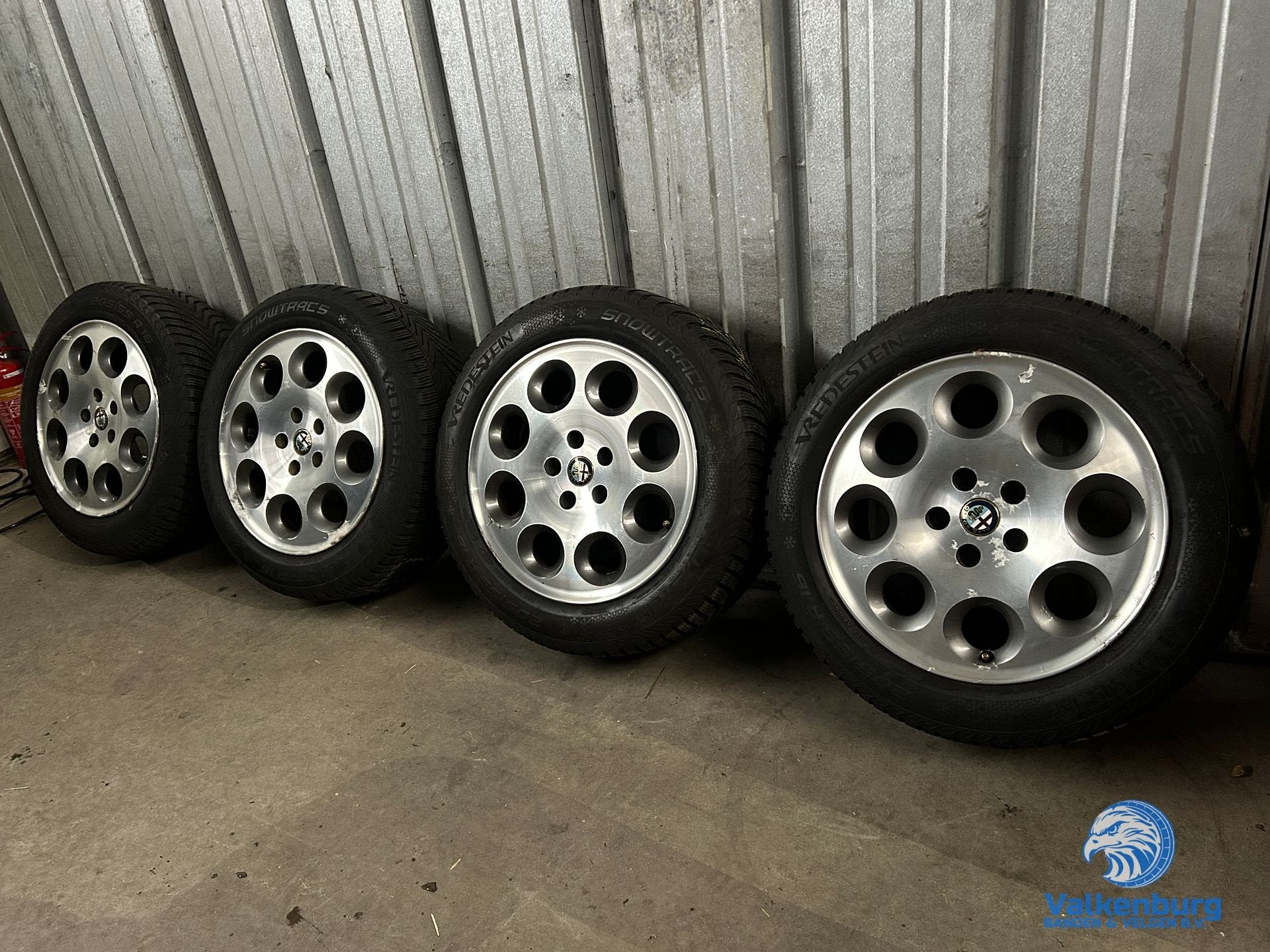 8mm! Originele Alfa Romeo 166 5x108 16 inch velgen winterban, Auto-onderdelen, Banden en Velgen, Gebruikt, -, Banden en Velgen