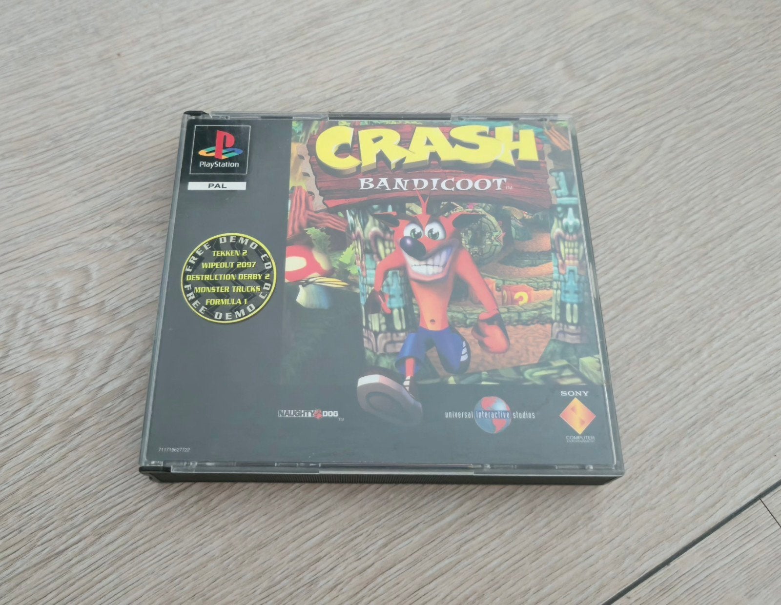 PS1 – Crash Bandicoot – big box, Consoles de jeu & Jeux vidéo, Jeux | Sony PlayStation 1