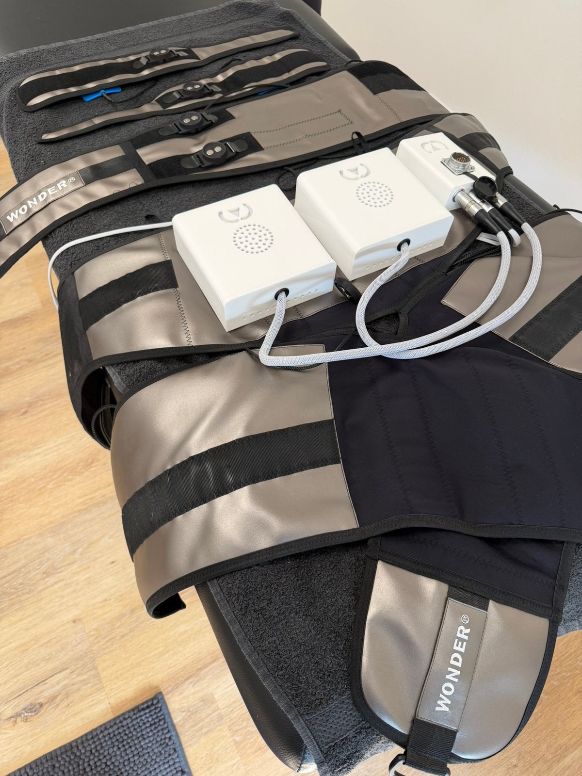 Wonder Axon Elektromagnetische Neuromusculaire Stimulator, Sport en Fitness, Overige Sport en Fitness, Zo goed als nieuw, Ophalen