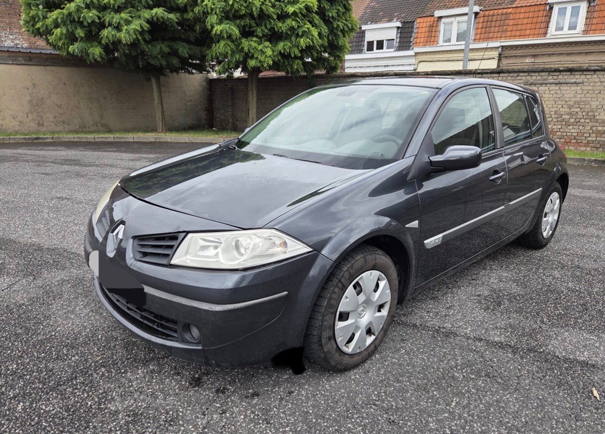 mégane 2 essence, Achat, 5 portes, Particulier, Airbags