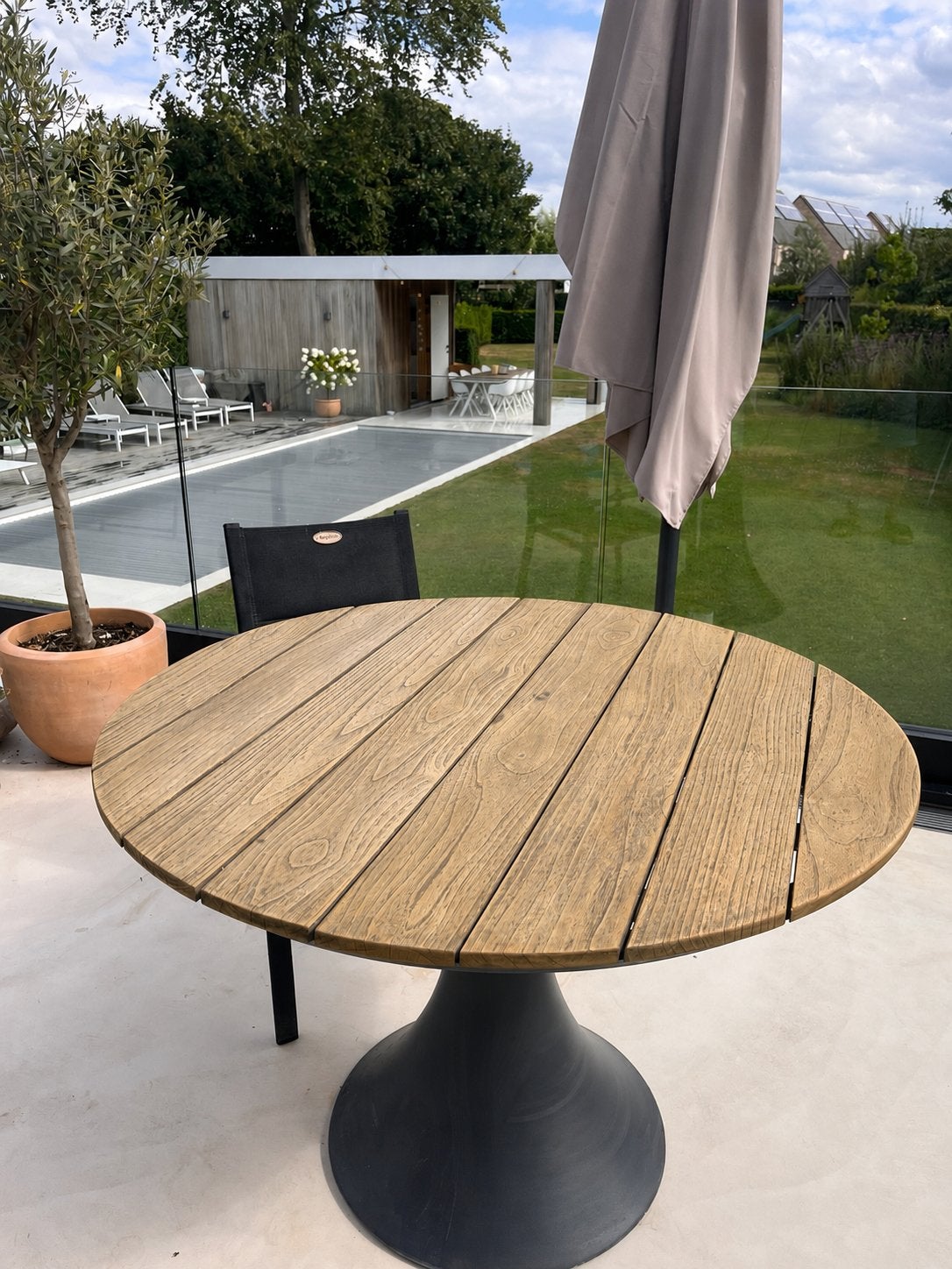 Tuintafel Teak met aluminium - 110cm rond - 4 personen, Ophalen, Zo goed als nieuw, Rond, Hout