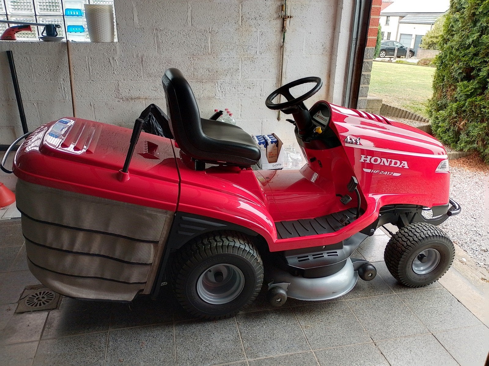 Honda 2417 HF "Premier propriétaire" État comme neuf., Jardin & Terrasse, Enlèvement, Comme neuf, HONDA