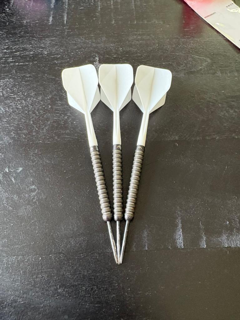 Darts pijlen, Sport en Fitness, Ophalen, Zo goed als nieuw, Pijlen