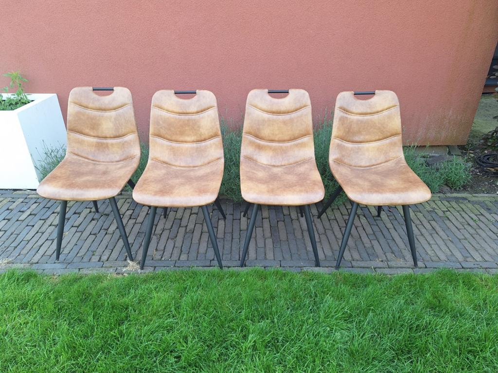 Kunstlederen stoelen, Huis en Inrichting, Stoelen, Gebruikt, Vier, Kunststof, Metaal, Bruin, Ophalen