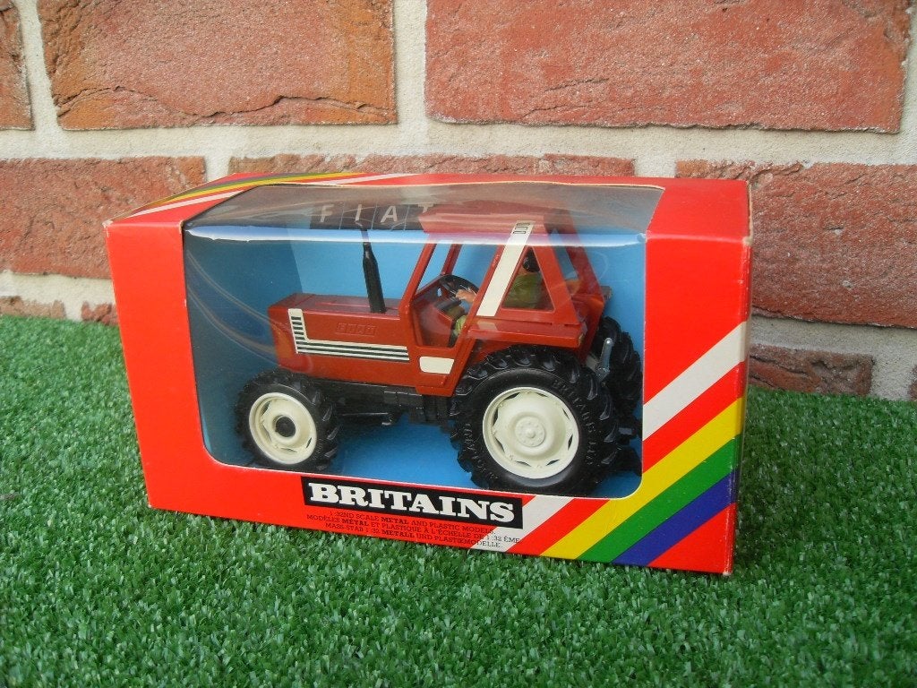 Klassieke FIAT DT 880 „Britains LTD”, Ophalen of Verzenden