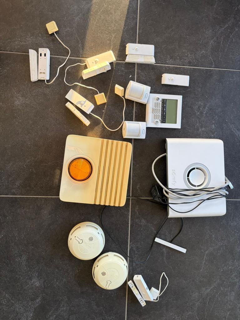 Système d'alarme Somfy, mouvement de fumée par contact, Enlèvement ou Envoi, Utilisé