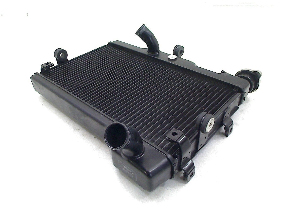 RADIATEUR Yamaha MT 07 2021-2024 (MT07 MT-07 FZ-07 RM341), Yamaha Motor Europe N.V., Gebruikt, Customersupport@yamaha-motor.co.uk