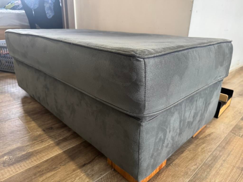 Pouf gris à vendre, Maison & Meubles, Canapés | Repose-pieds & Poufs, 100 à 125 cm, Contemporain, Enlèvement, Utilisé