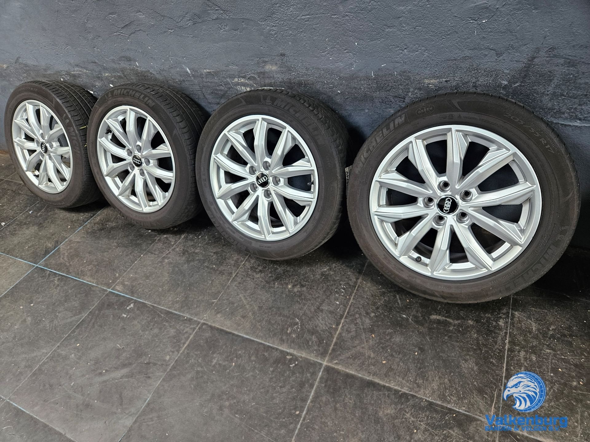 Originele VAG VW Golf Caddy Audi A3 Leon 17 inch velgen 5x11, Autos : Pièces & Accessoires, Pneus & Jantes, Pneus et Jantes, Pneus été
