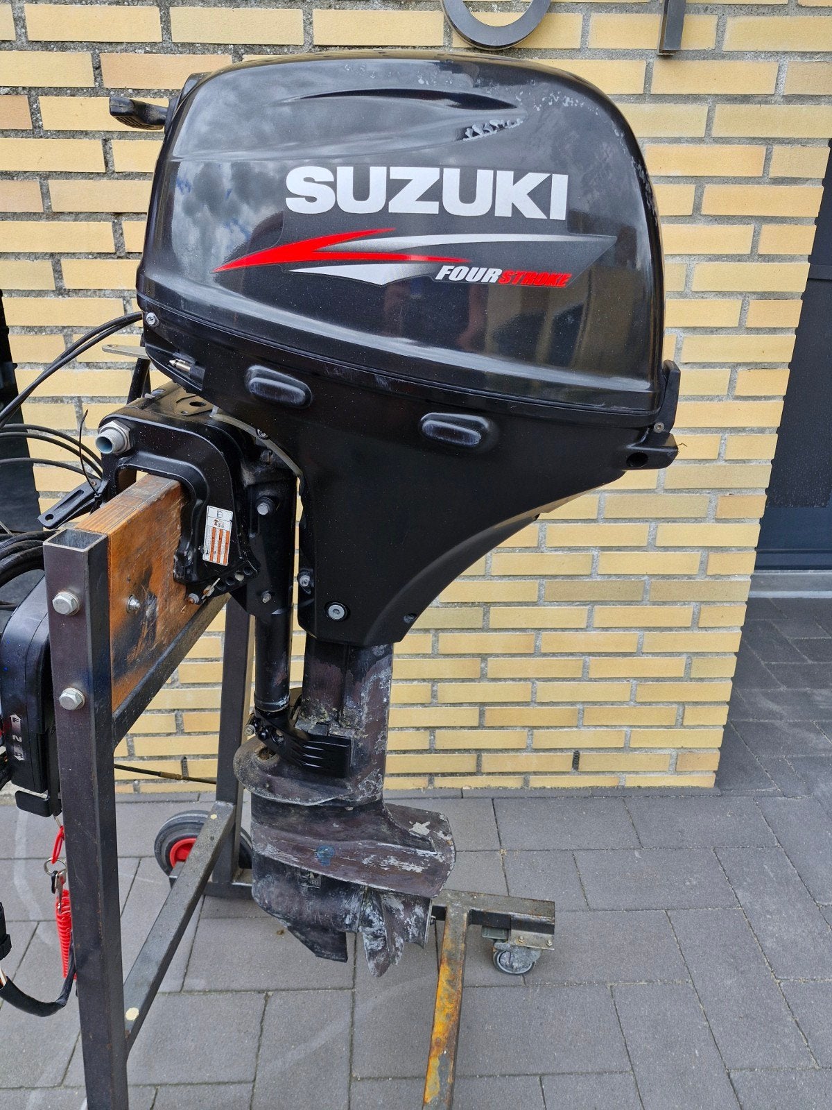 SUZUKI 20PK LANGSTAART ELECTRISCH GESTART, Watersport en Boten, Ophalen, Elektrisch