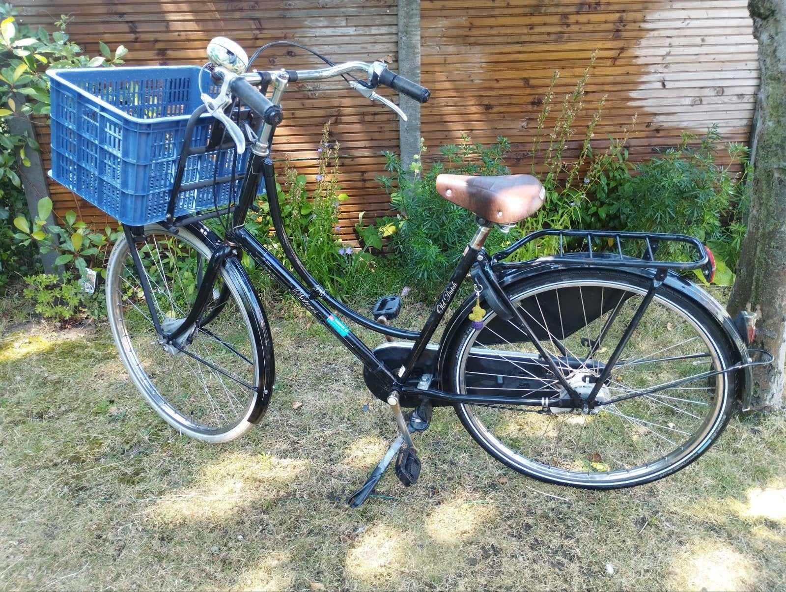Zwarte omafiets Old Dutch Batavus + fietskrat, Enlèvement
