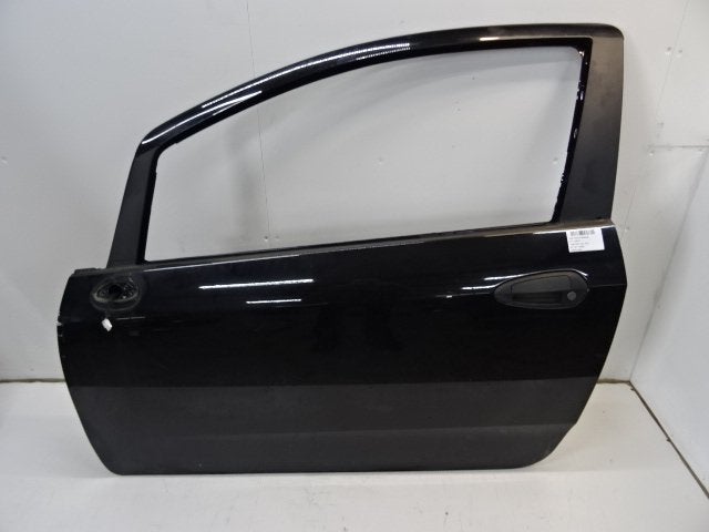 PORTE AVANT GAUCHE Fiat Grande Punto (199) (01-2005/06-2013), Autos : Pièces & Accessoires, FCA Germany GmbH, IPC D1-09 Bahnhofsplatz
65423  Rüsselsheim am Main, DE