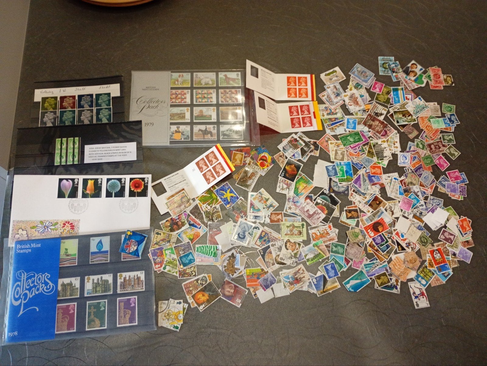 L91) joli lot de timbres britanniques, Enlèvement ou Envoi