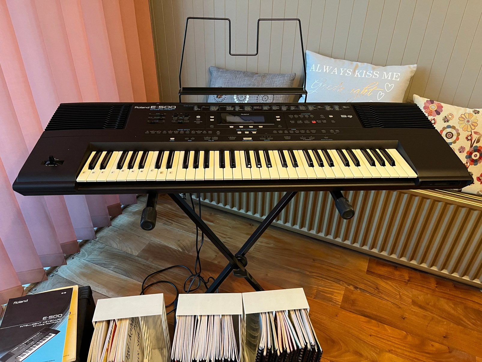 Roland E-500 intelligent keyboard 64-voice polyphony, 61 touches, Roland, Comme neuf, Enlèvement