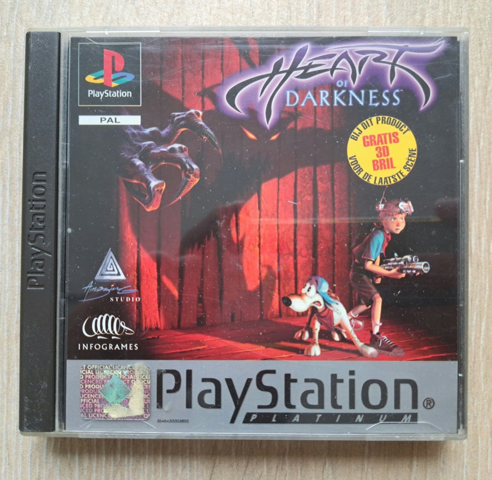 Playstation 1 : Au cœur des ténèbres, Consoles de jeu & Jeux vidéo, Enlèvement ou Envoi