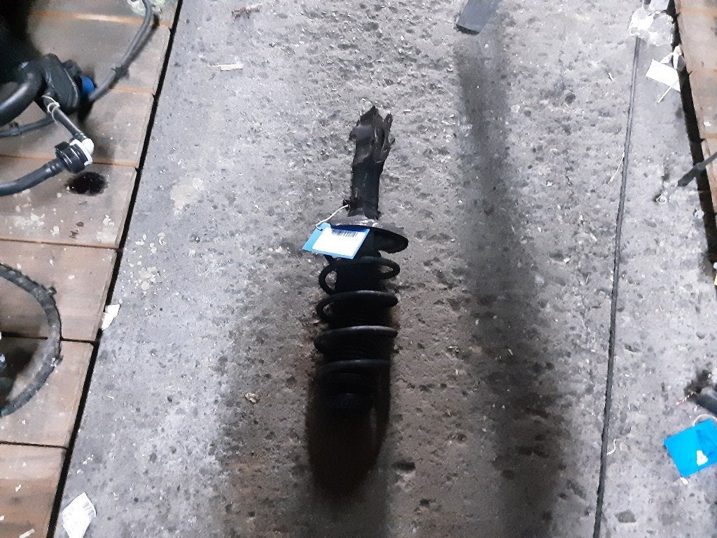 SCHOKBREKER LINKS VOOR Volkswagen Polo III (6N1), Gebruikt, Volkswagen, Mevr. I. Hauben, Rue de l'Espoir 34 34
4030  GRIVEGNÉE, BE