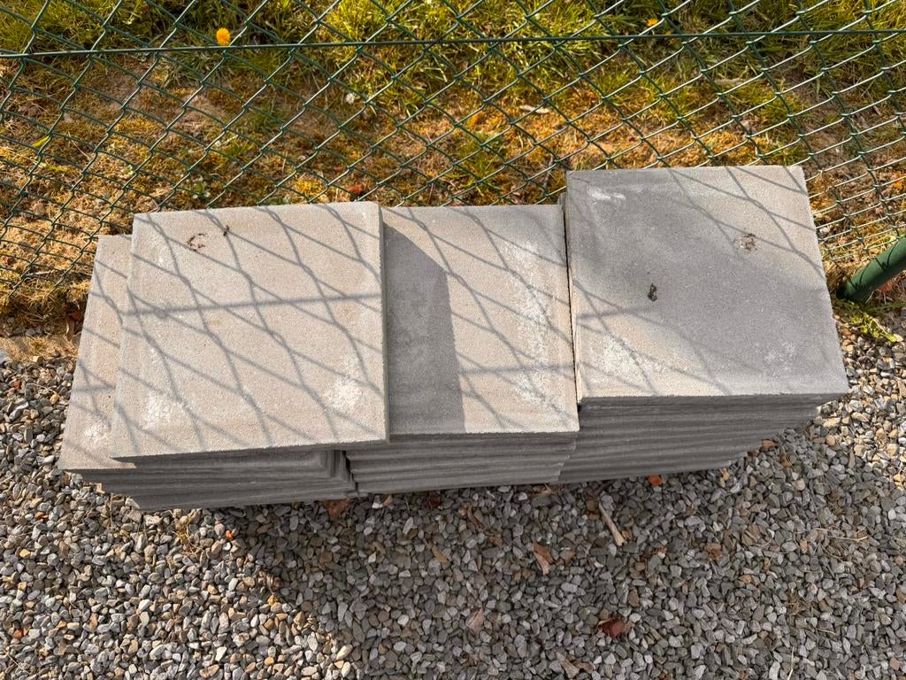 Cementdal 30x30, Ophalen, Zo goed als nieuw