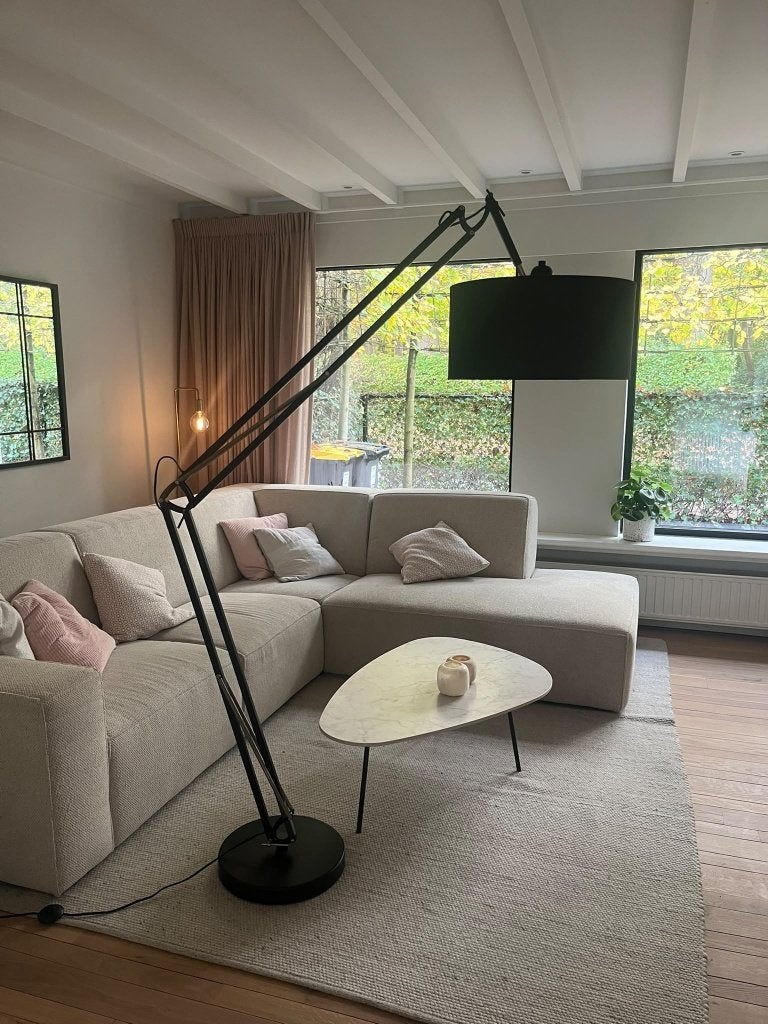 Zwarte design vloerlamp met verstelbare arm, Ophalen, Gebruikt, 150 tot 200 cm