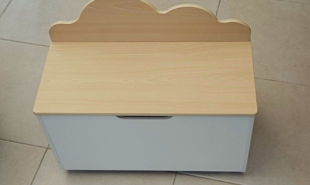decoratieve speelgoedkoffer op wieltjes, Ophalen, Zo goed als nieuw