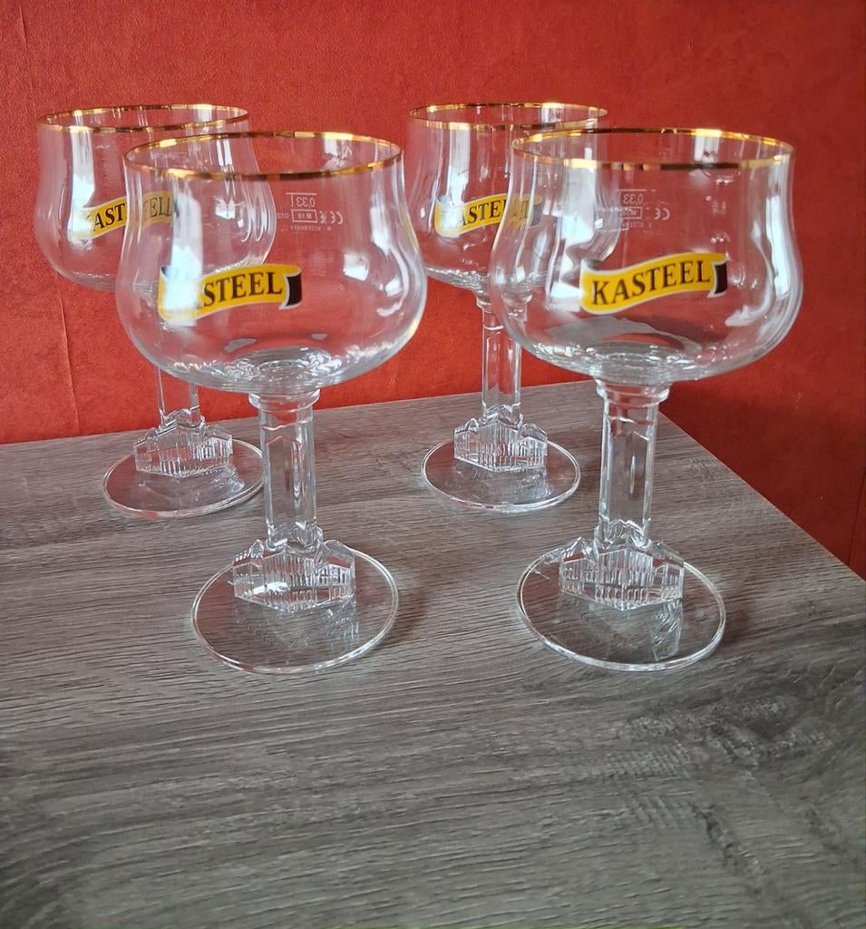 Te koop 4 Kasteel glazen nieuw., Verzamelen, Ophalen