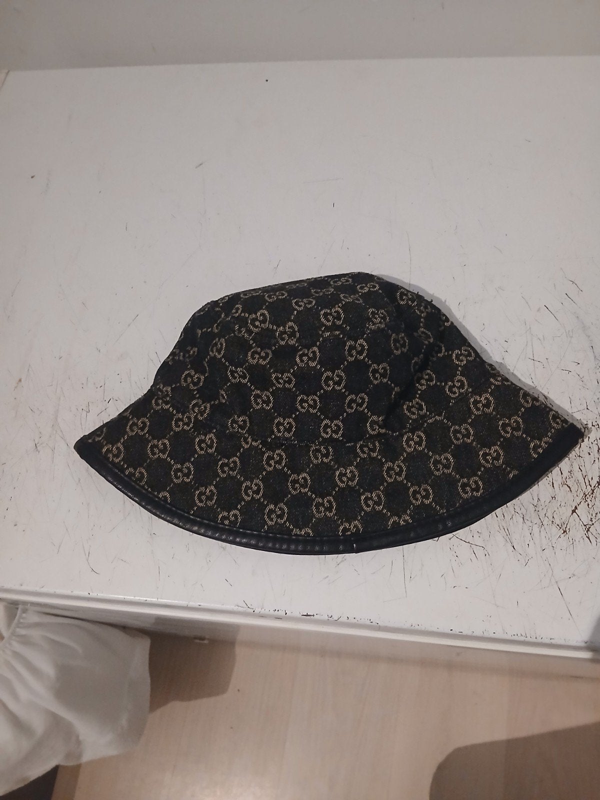Bob Gucci te koop in zeer goede staat, nooit gebruikt, Zwart, Overige typen, Nieuw, Ophalen of Verzenden
