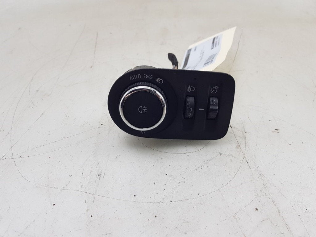 LICHTSCHAKELAAR Opel Astra K (|39050759|17016476|), Gebruikt, Opel
