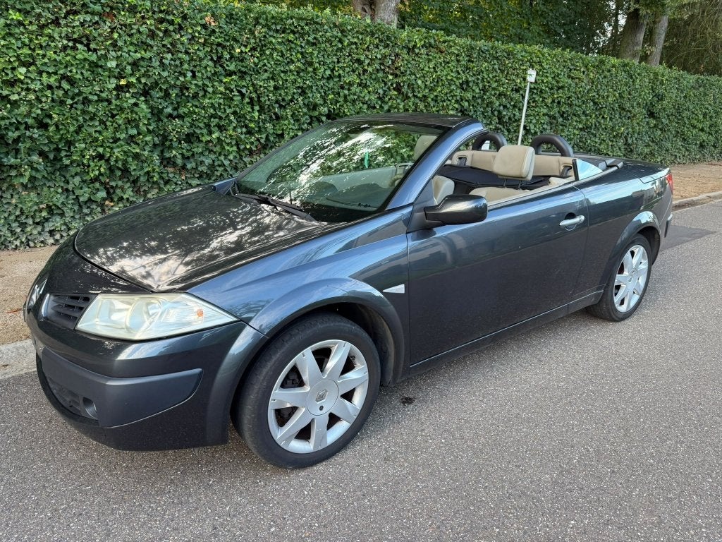 Renault MeganeCabrio 1.9DCI Privilege nieuwe roetfilter, Voorwielaandrijving, 4 zetels, 1989 cc, Beige