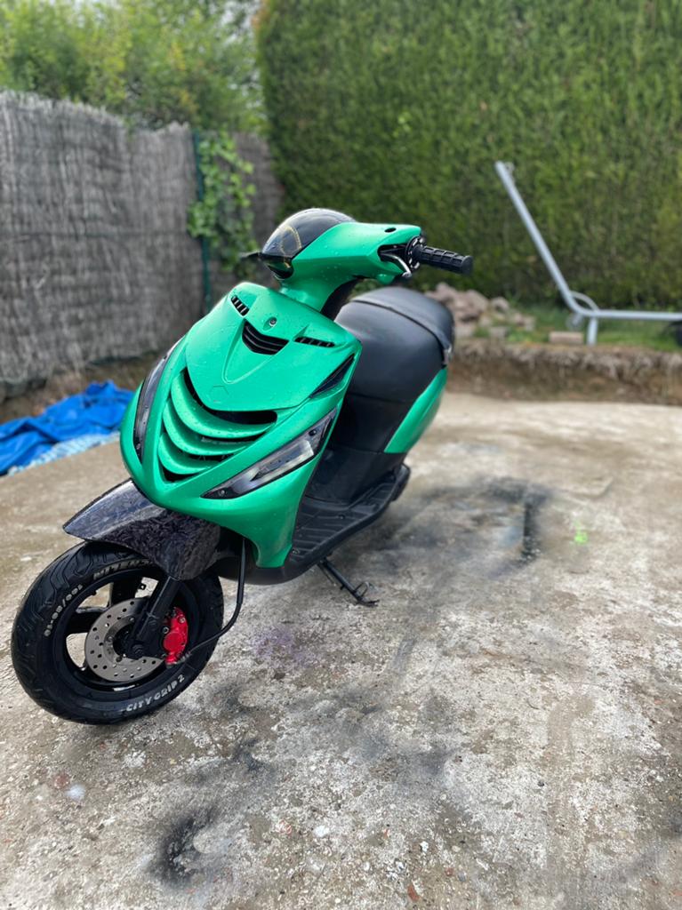 Piaggio zip iget b klasse, Fietsen en Brommers, Scooters | Piaggio, Zo goed als nieuw, Zip, Ophalen