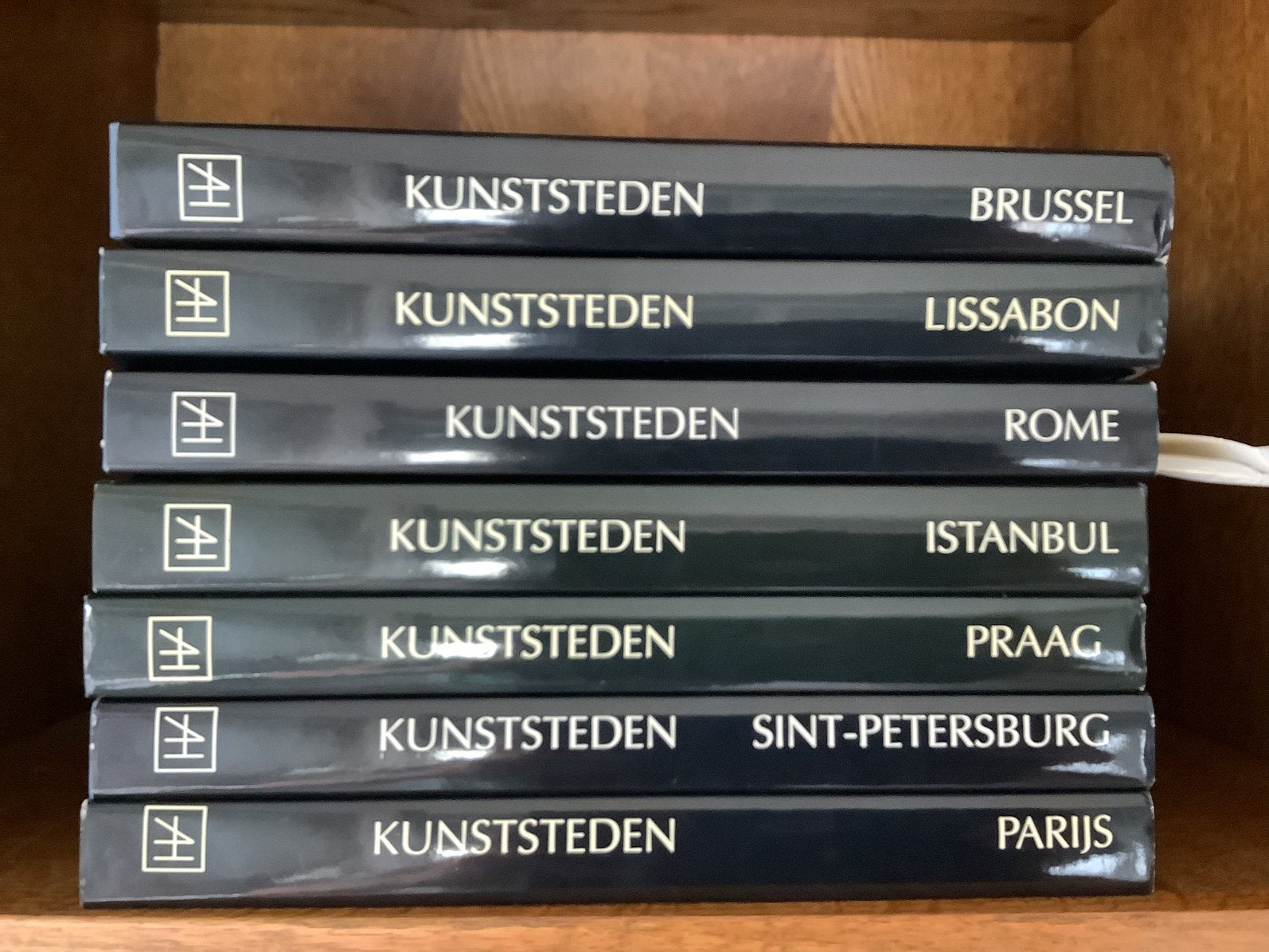 Artis Historia Kunststeden 7 stuks(Ophalen mogelijk), Livres, Livres d'images & Albums d'images, Enlèvement ou Envoi, Comme neuf