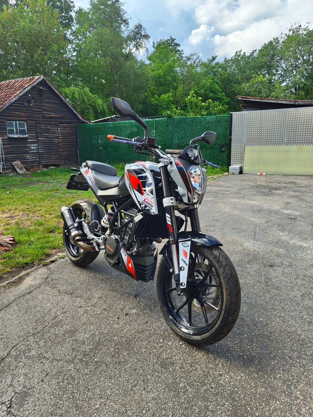 KTM Duke 125 2012 8000 km très propre, Motos, Motos | KTM, Particulier, Enlèvement