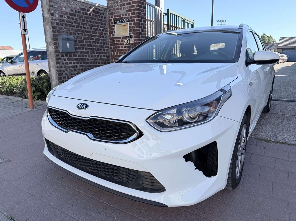 Kia Ceed SW / cee'd SW 1.0 I Navi Edition, Autos, https://public.car-pass.be/vhr/f85bf44f-9572-4e6c-9cf9-2bad3610eb2c, Achat, 998 cm³