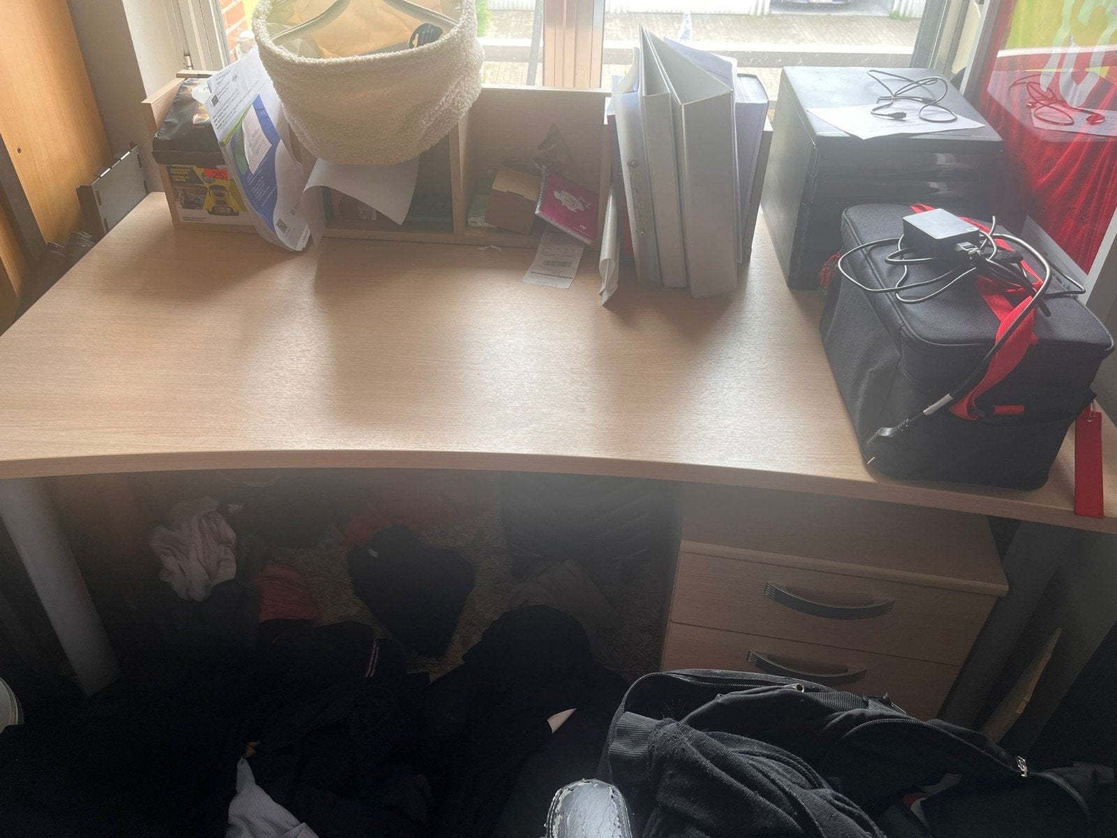 Bureau netjes, goedkoop, Huis en Inrichting, Ophalen