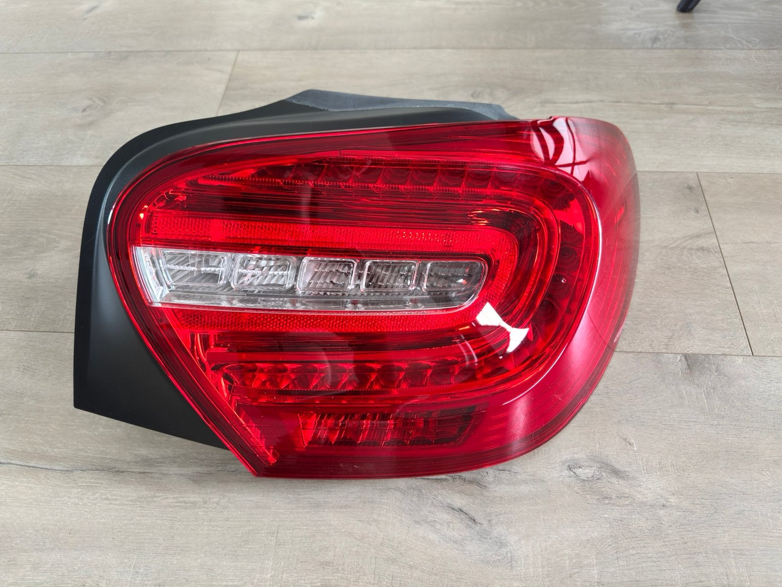 Feu Led OEM droit Mercedes classe a w176, Enlèvement
