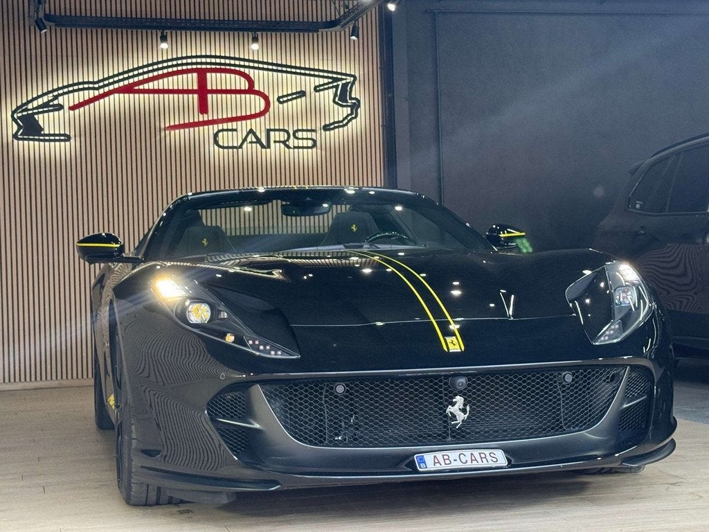 Ferrari 812 6.5 V12 F1 * GTS * (bj 2022, automaat), Auto's, Ferrari, Automaat, Bi-Xenon koplampen, Zwart, Bedrijf