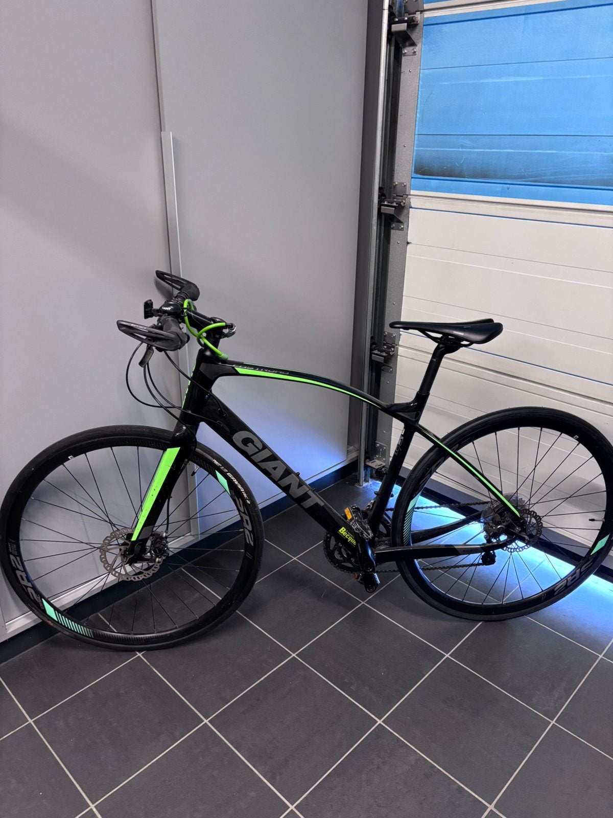 GIANT Fastroad SRL 1 - ML- Black, Ophalen, Zo goed als nieuw, Giant
