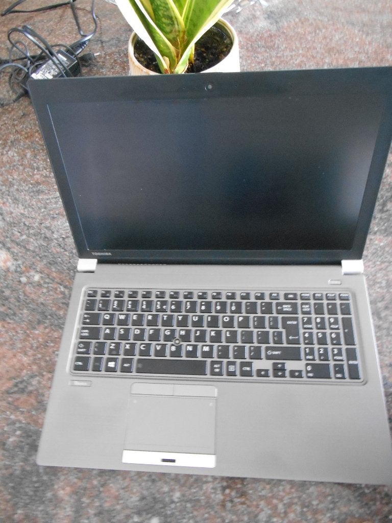 Toshiba 15,6"/i5/16GB/256GB SIMM-slot EID&SD-reader Win11Pro, Verzenden, SSD