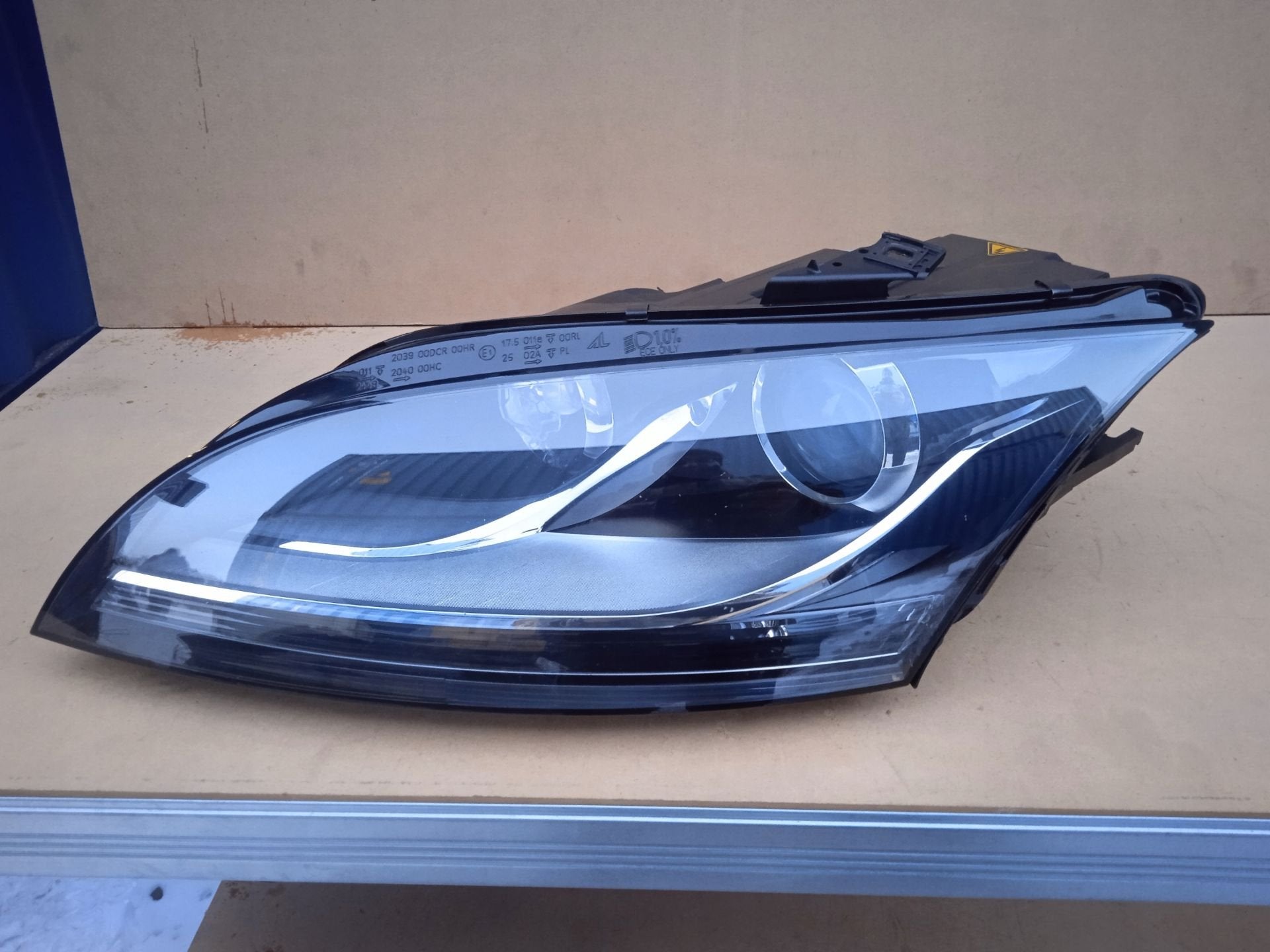 Phare gauche Audi TT 1307022647, AUDI AG, Auto-Union-Strasse 1
85045  Ingolstadt, DE, Audi, Utilisé