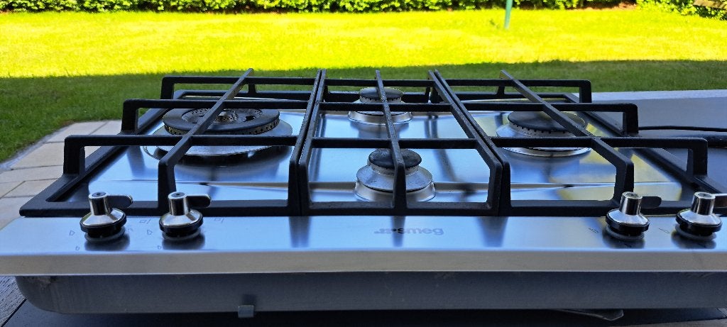 Table de cuisson à gaz SMEG à 4 brûleurs - P361XGHBN, Electroménager, Tables de cuisson, Comme neuf, Encastré, 4 zones de cuisson