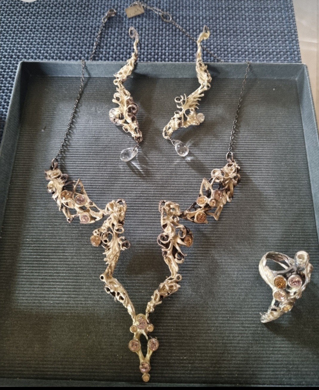 juwelen set, Handtassen en Accessoires, Beige, Ophalen of Verzenden, Zo goed als nieuw, Zilver