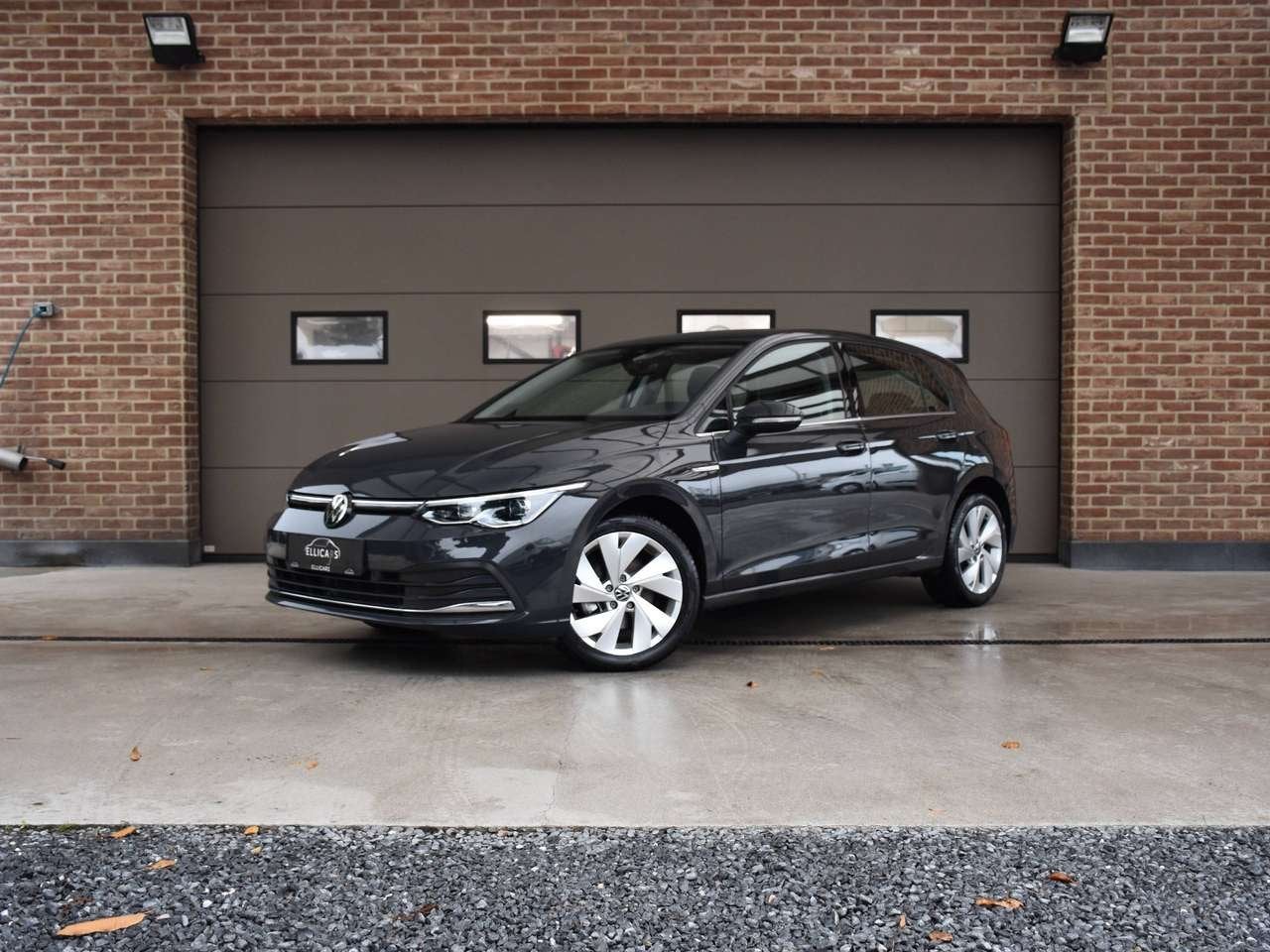 Volkswagen Golf 1.5 eTSI DSG STYLE / MASSAGE / CARPLAY / CA, Auto's, 1498 cc, Zwart, 4 cilinders, 0 kg