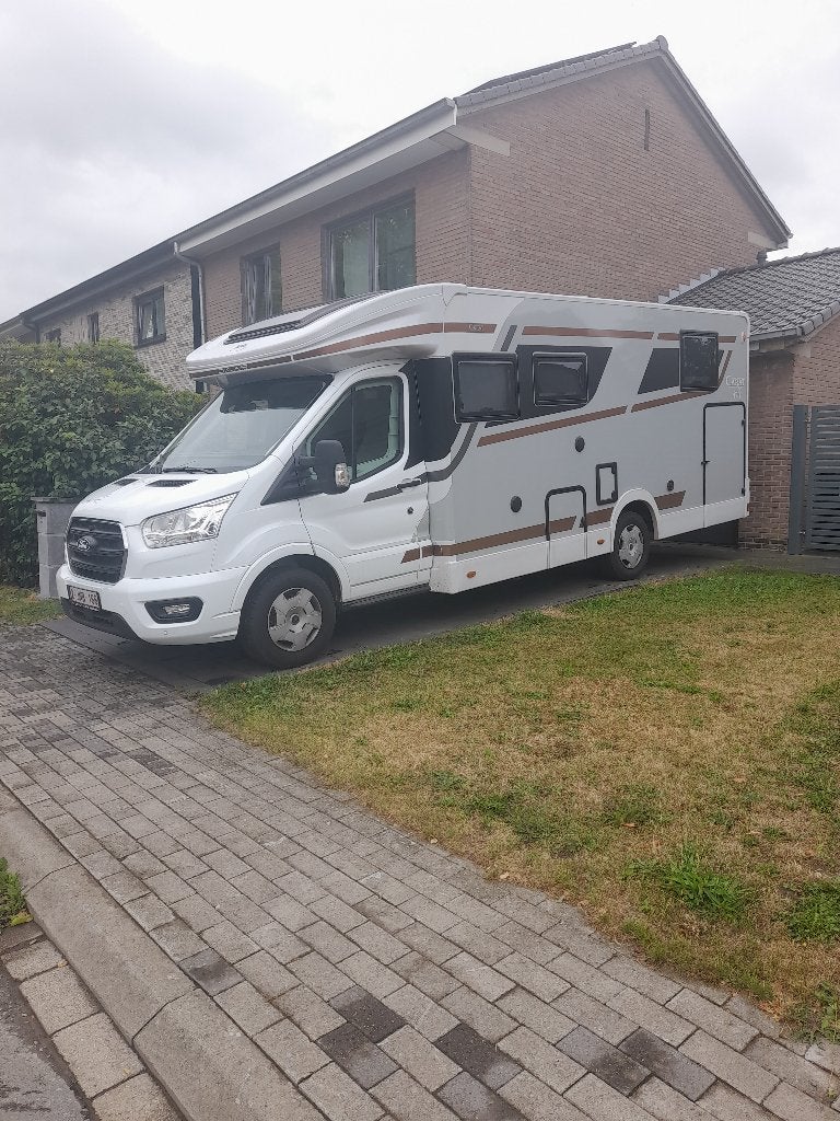 Nieuwe Ford McLouis camper, Automaat, Standaard zit, Ford, 7 tot 8 meter