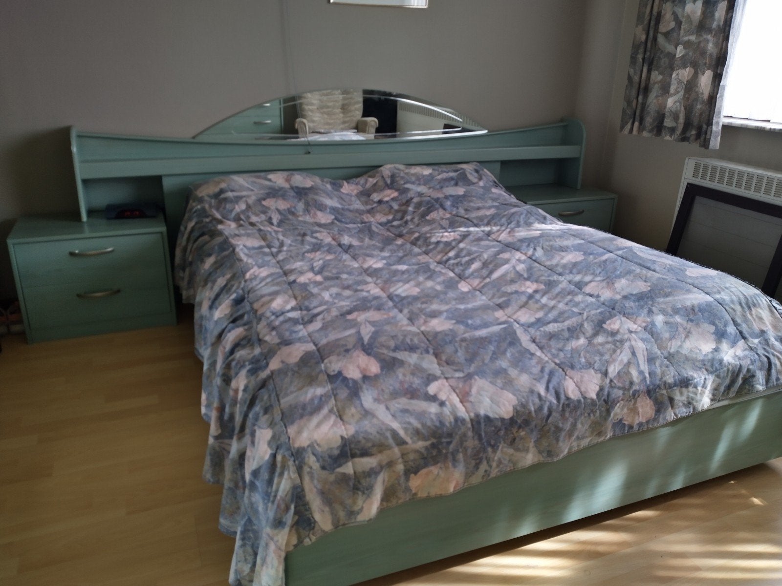 slaapkamer met bed 1,60 m, compleet !, Huis en Inrichting, Ophalen