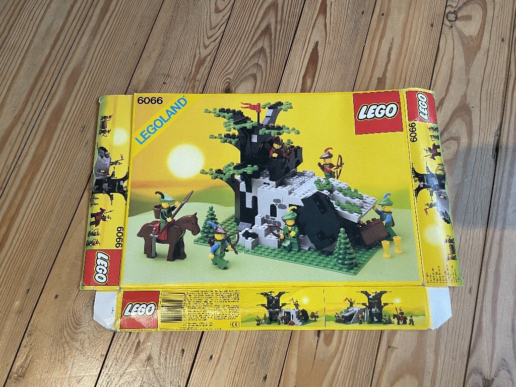 LEGO 6066 Camouflaged Outpost, Ophalen of Verzenden, Compleet, Complete set, Lego