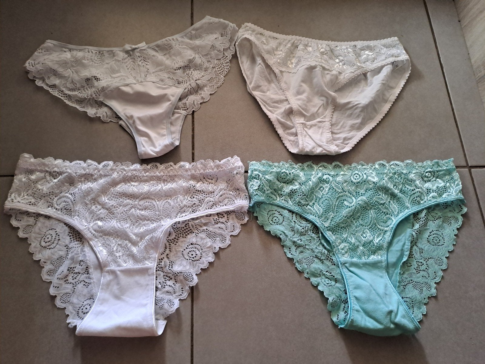 ondergoed maat L, Vêtements | Femmes, Sous-vêtements & Lingerie, Enlèvement ou Envoi