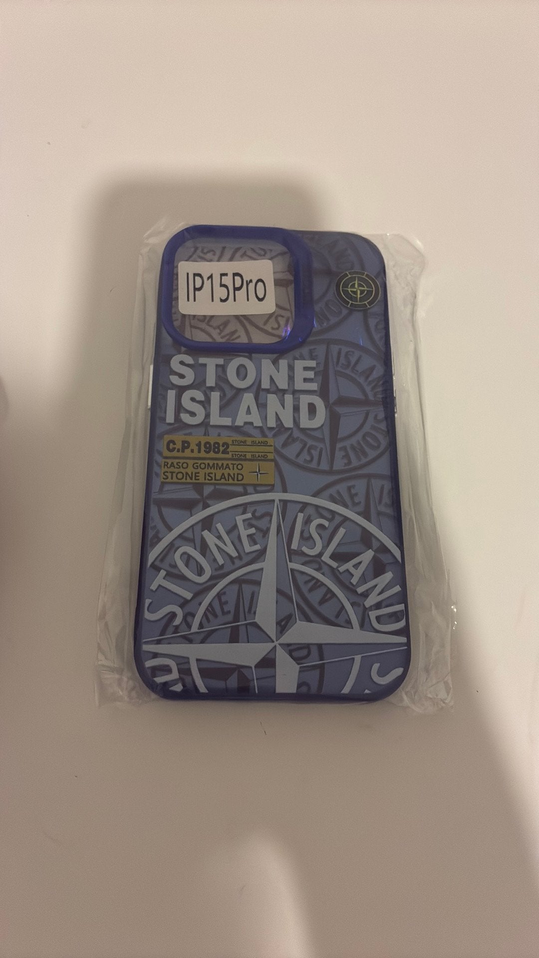 Iphone 15 pro hoesje stone island, Blauw, Nieuw, Hoesje of Tasje, Ophalen of Verzenden