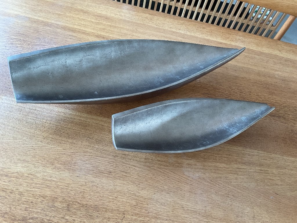 Twee grote decoratieve schalen van D.V.D’Sign Belgium, Maison & Meubles, Accessoires pour la Maison | Plataux & Paniers, Comme neuf