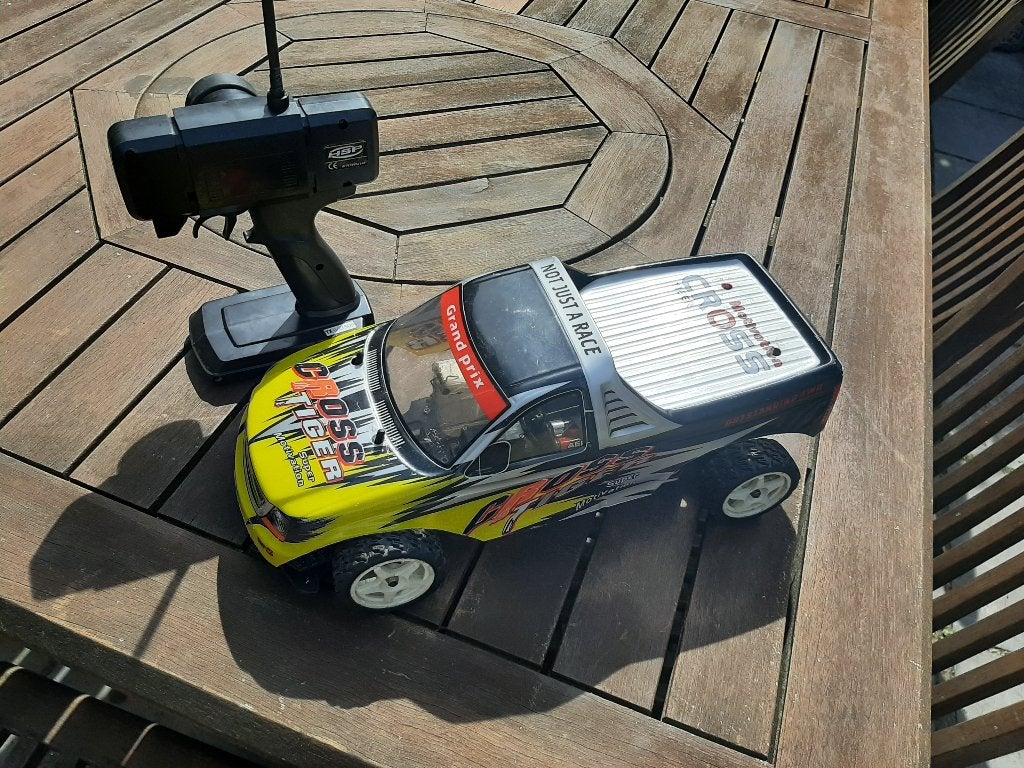 Voiture RC thermique Mugen Seiki Prime 12 vintage, Hobby & Loisirs créatifs, Échelle 1:10, Voiture on road, Enlèvement, Utilisé